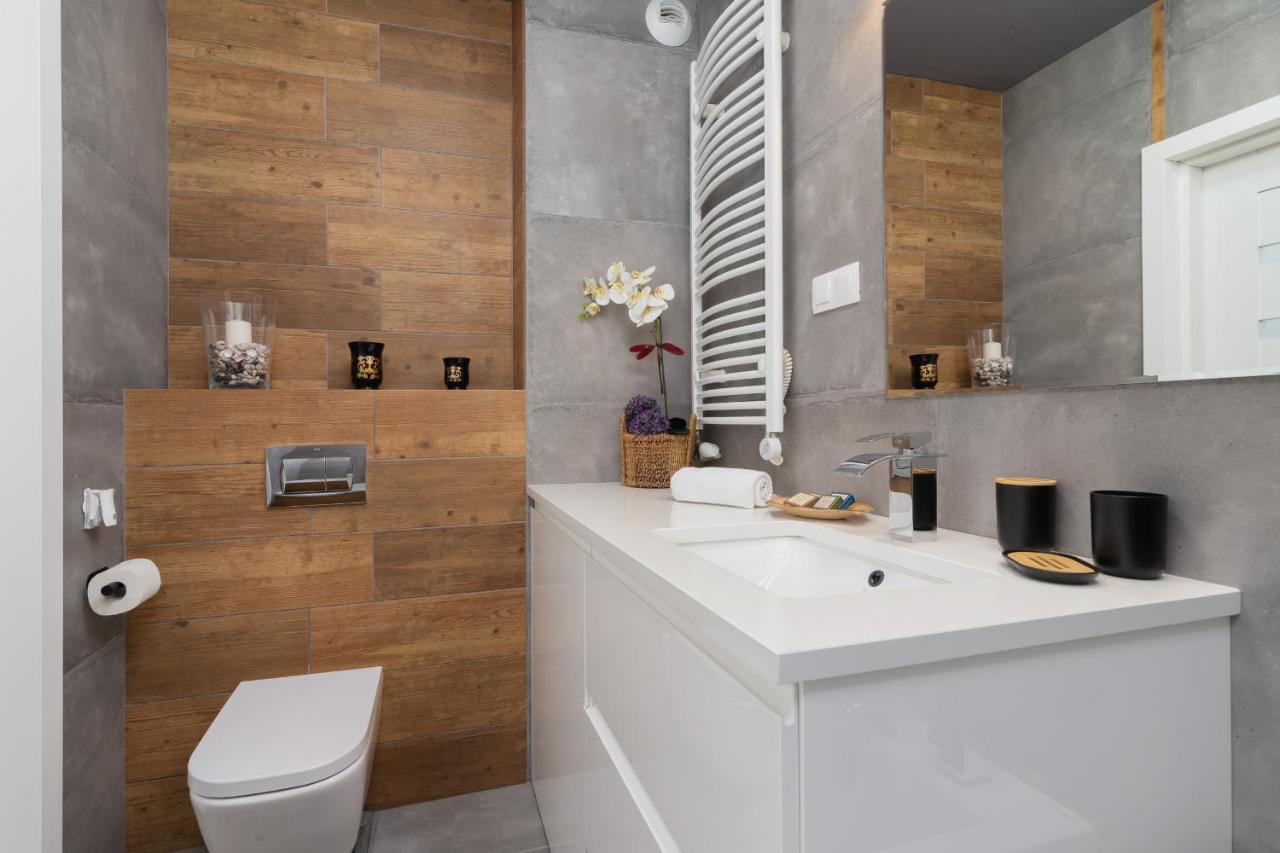 Krowodrza Apartment Premium With Balcony By Renters Prestige Kraków Exteriör bild
